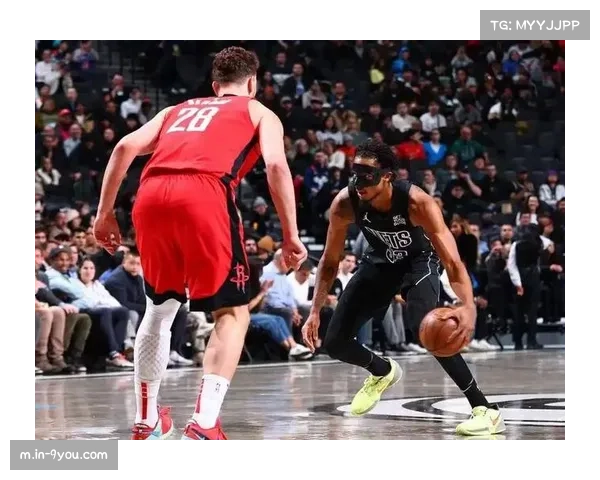 火箭与篮网激战：全场46次犯规引发热议