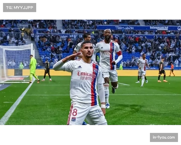 科莫夏窗投入9000万欧元，法布雷加斯控球体系初现成效